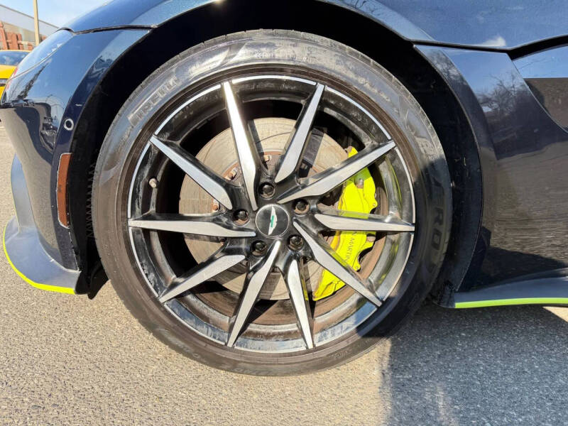 2020 Aston Martin Vantage