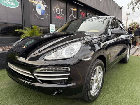 2014 Porsche Cayenne Platinum