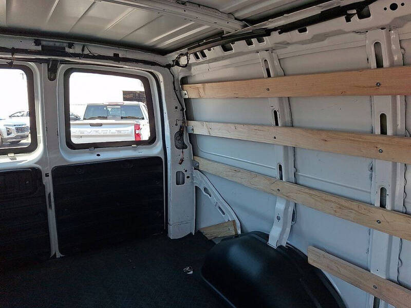 2024 Chevrolet Express 2500