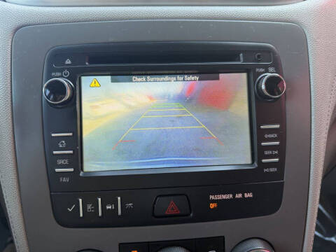 2017 Chevrolet Traverse LS