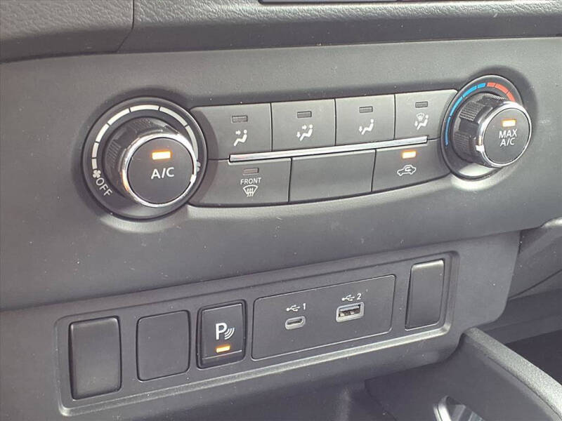 2022 Nissan Frontier S