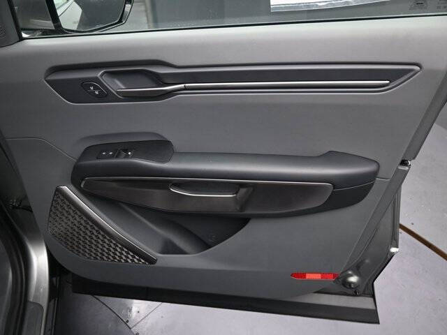 2024 Kia EV9 Light Long Range