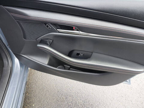 2024 Mazda Mazda3 Sedan 2.5 S Carbon Edition