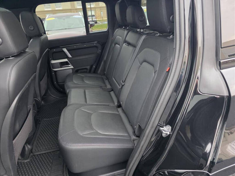 2023 Land Rover Defender 110 X-Dynamic SE