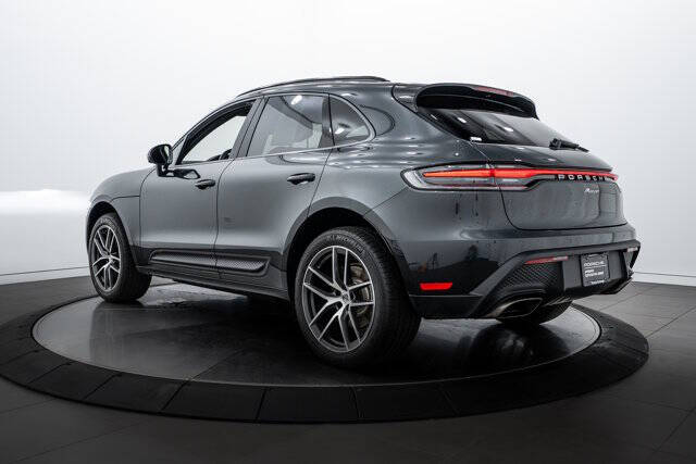 2025 Porsche Macan