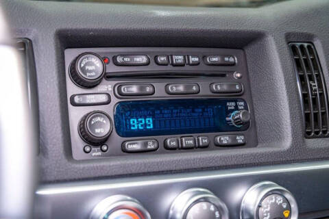 2005 Chevrolet SSR LS