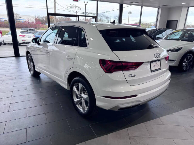 2021 Audi Q3 quattro Premium 40 TFSI