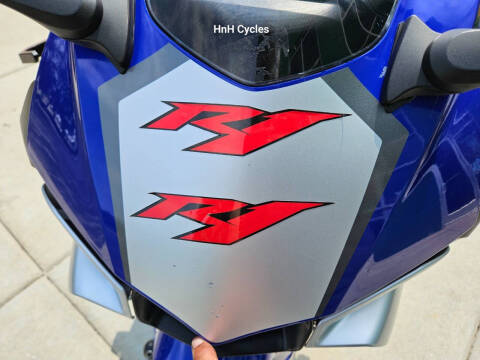 2015 Yamaha YZF-R1