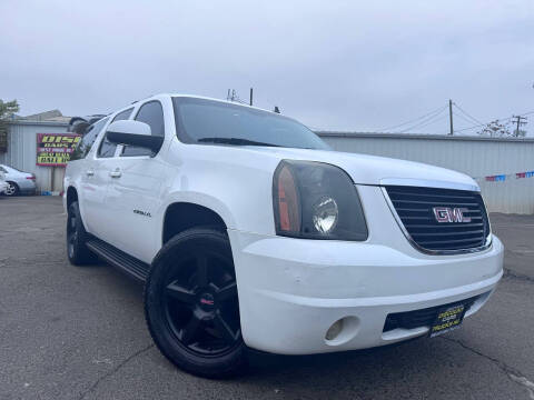 2011 GMC Yukon XL SLT