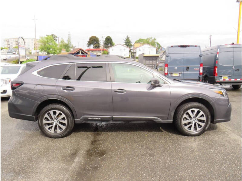 2022 Subaru Outback Premium