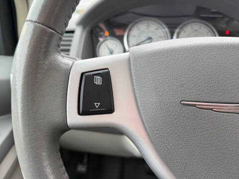 2010 Chrysler Town and Country Limited