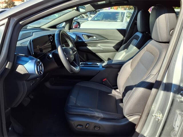 2025 Chevrolet Equinox EV LT