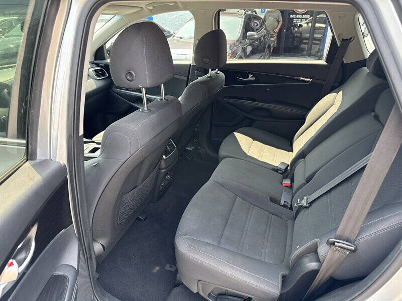 2020 Kia Sorento LX