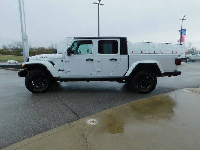 2023 Jeep Gladiator Sport