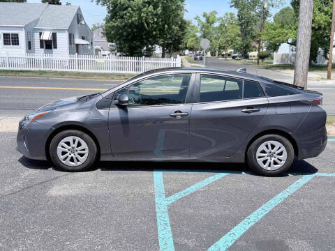 2016 Toyota Prius Two