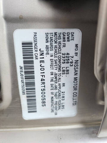 1994 Nissan Maxima SE