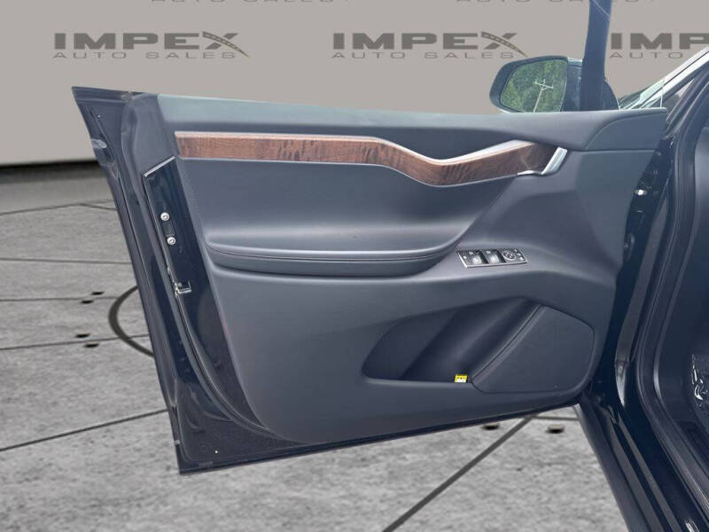 2020 Tesla Model X Long Range