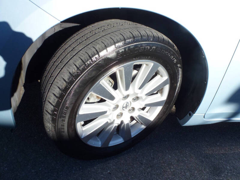 2017 Toyota Sienna Limited Premium 7-Passenger