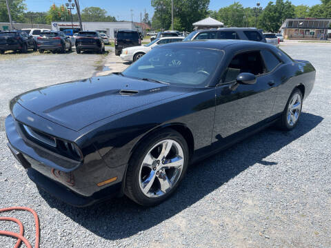 2013 Dodge Challenger for sale at LAURINBURG AUTO SALES in Laurinburg NC