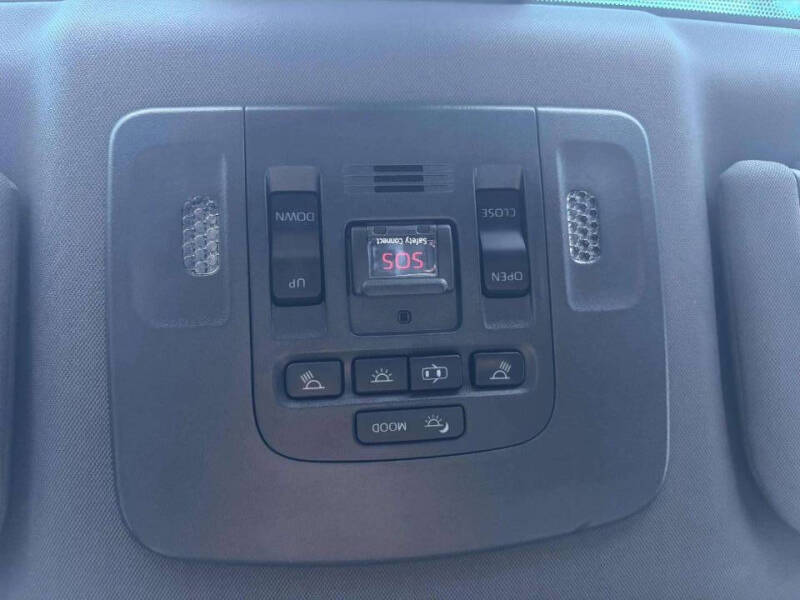 2019 Toyota Avalon Touring