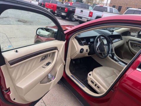 2015 Ford Taurus Limited