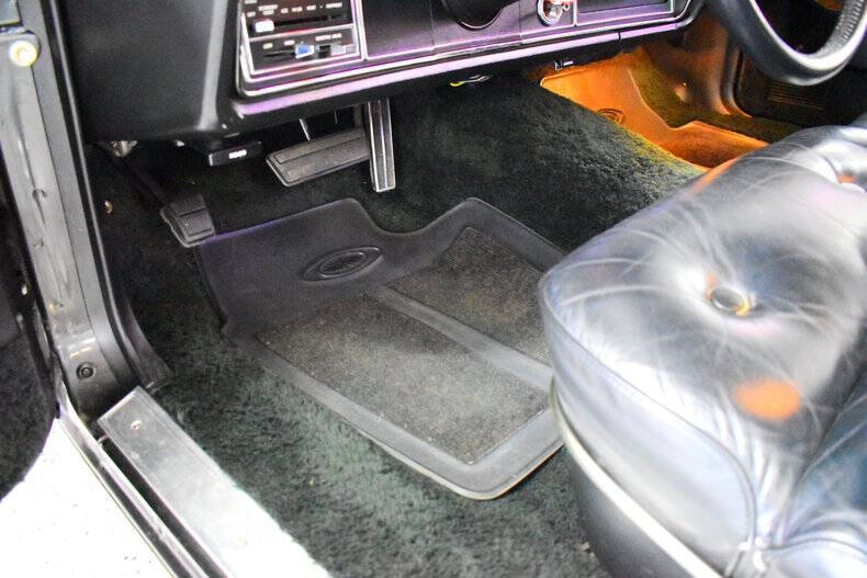 1976 Ford Thunderbird