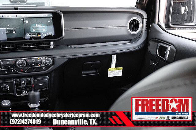 2025 Jeep Gladiator High Tide