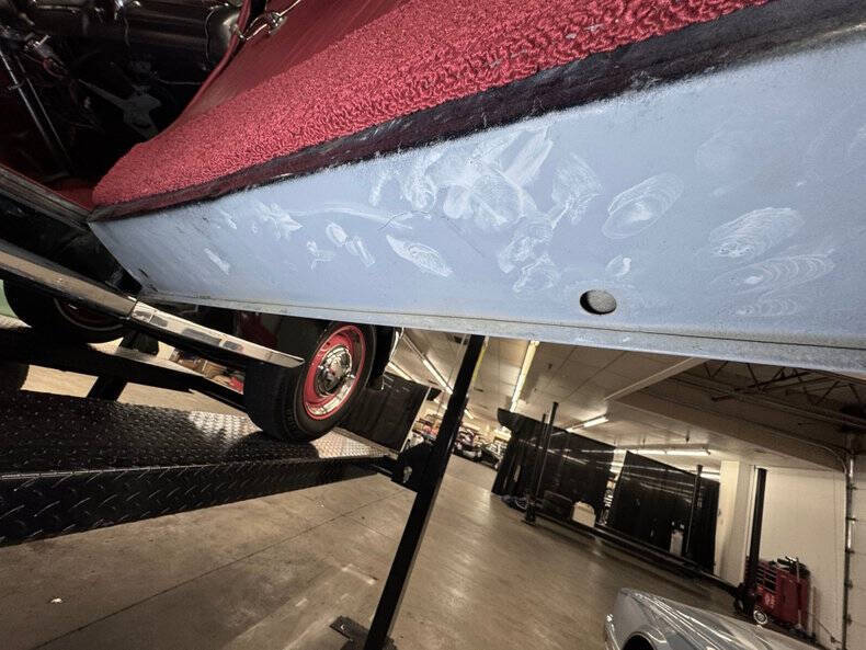 1948 Ford Super Deluxe