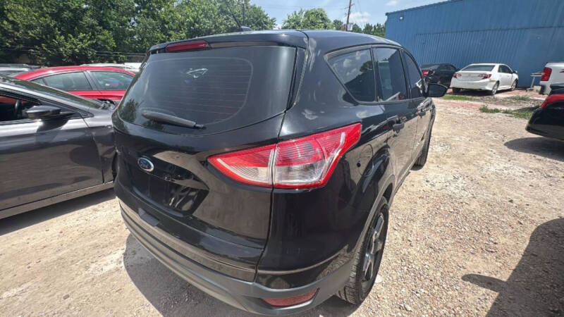 2016 Ford Escape S