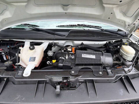 2017 Chevrolet Express 2500