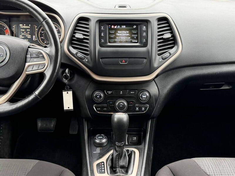 2017 Jeep Cherokee Latitude
