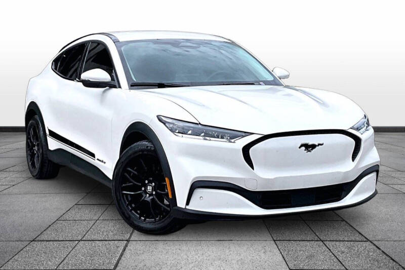 2022 Ford Mustang Mach-E Select