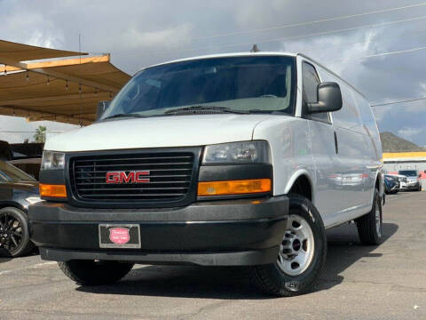 2022 GMC Savana 2500