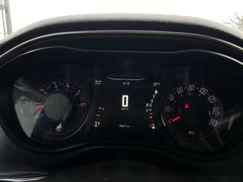 2017 Dodge Challenger SXT