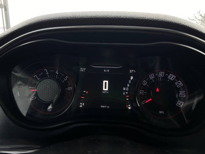 2017 Dodge Challenger SXT