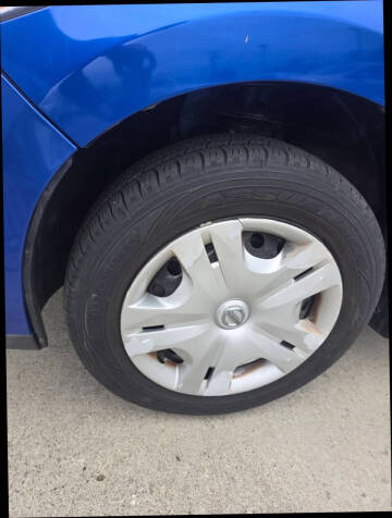 2012 Nissan Versa 1.8 S