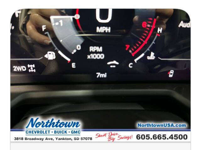 2026 GMC Acadia AT4