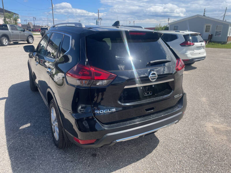 2020 Nissan Rogue SV