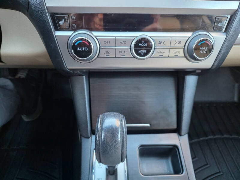 2015 Subaru Outback 2.5i Premium