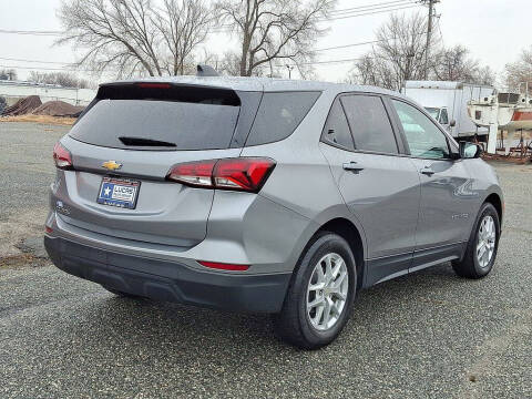 2023 Chevrolet Equinox LS