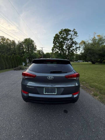 2017 Hyundai Tucson SE