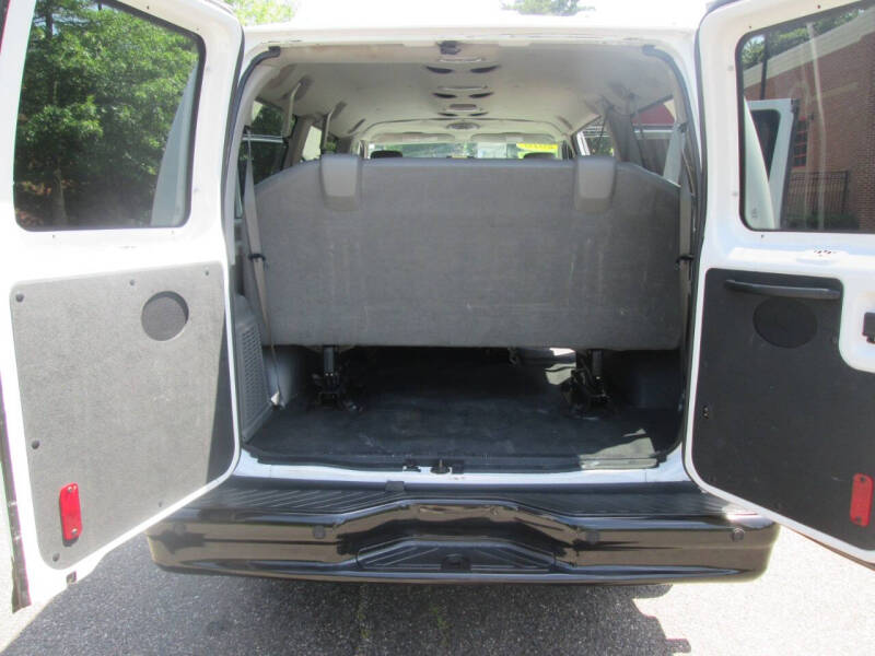 2010 Ford E-Series E-350 SD XL