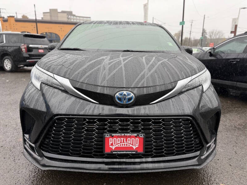 2022 Toyota Sienna XSE 7-Passenger