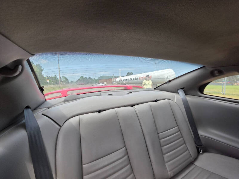 2004 Ford Mustang GT Deluxe
