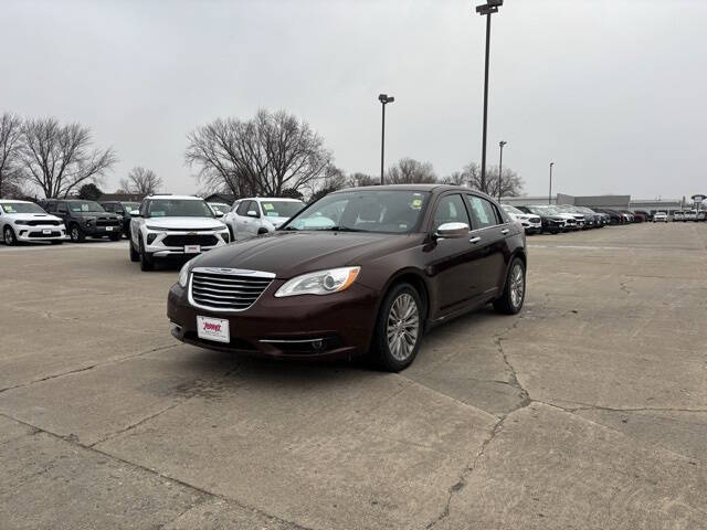 2013 Chrysler 200 Limited