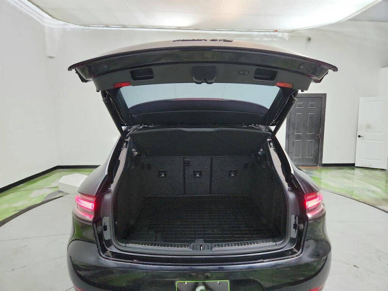 2021 Porsche Macan GTS