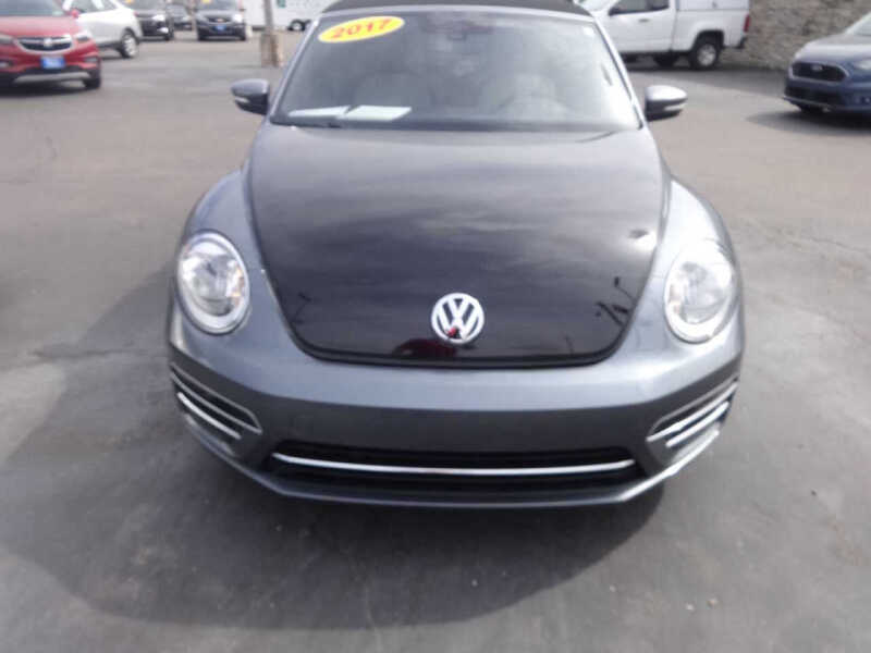 2017 Volkswagen Beetle Convertible 1.8T Classic