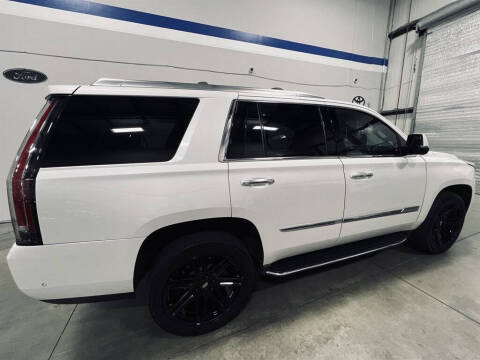 2018 Cadillac Escalade Luxury