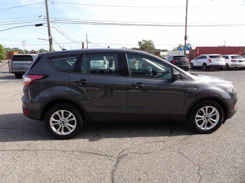 2018 Ford Escape S