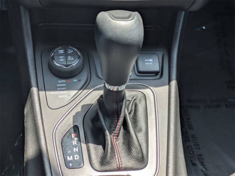 2022 Jeep Cherokee Trailhawk